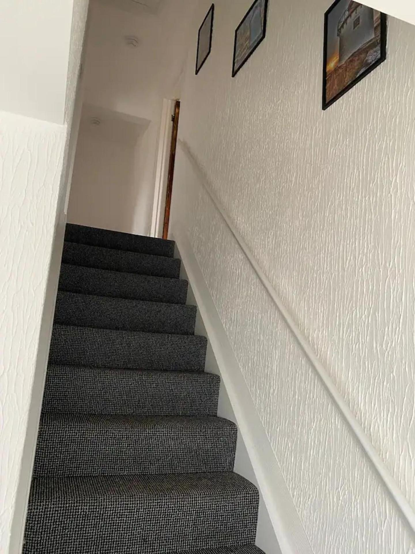 2 Bed-Sleeps 4-Sea View-Pet Friendly-Parking Apartment Llanelli Exterior photo